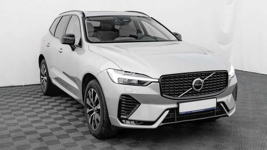 VOLVO XC60 XC60 B5 B AWD Plus Dark aut
