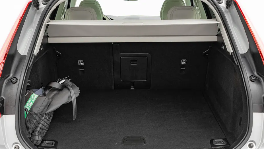 VOLVO XC60 XC60 B5 B AWD Plus Dark aut