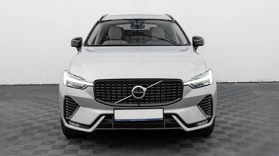 VOLVO XC60 XC60 B5 B AWD Plus Dark aut