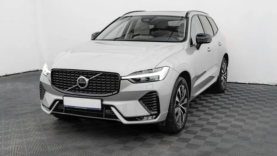 VOLVO XC60 XC60 B5 B AWD Plus Dark aut