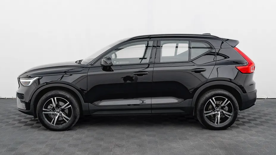 VOLVO XC40 XC40 B3 Plus Dark aut