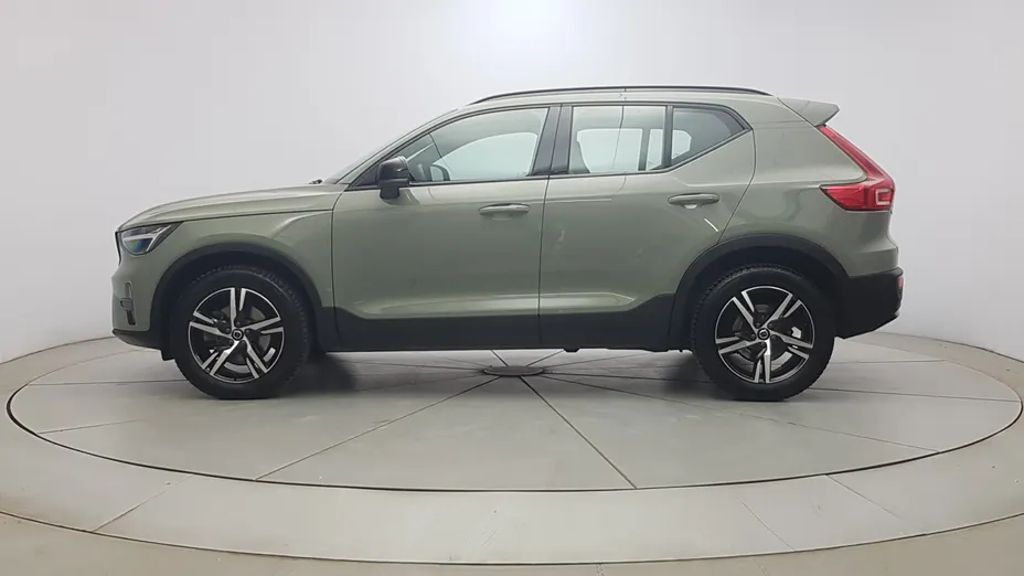 VOLVO XC40 XC40 B3 Plus Dark aut