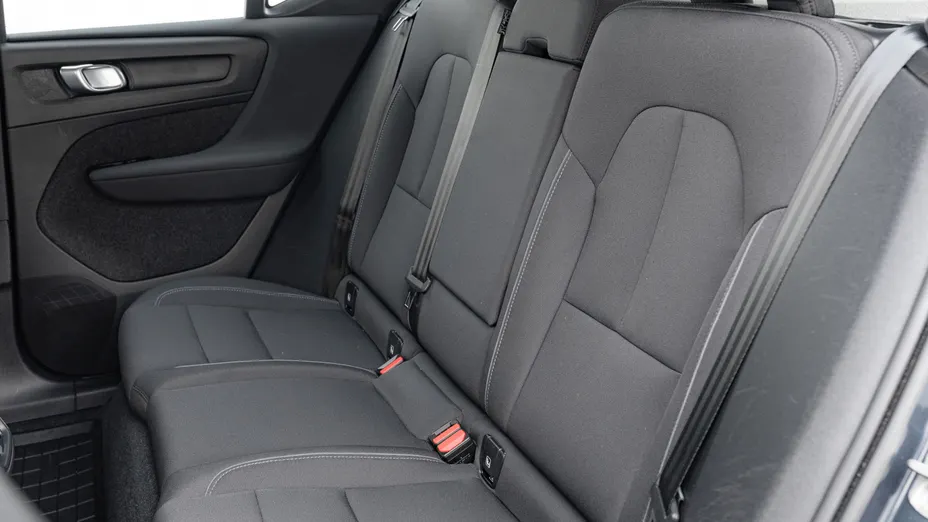 VOLVO XC40 XC40 T3 Momentum Pro aut