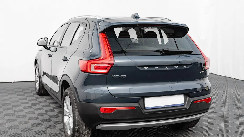 VOLVO XC40 XC40 T3 Momentum Pro aut
