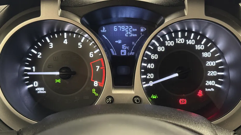 NISSAN Juke Juke 1.6 N-Connecta