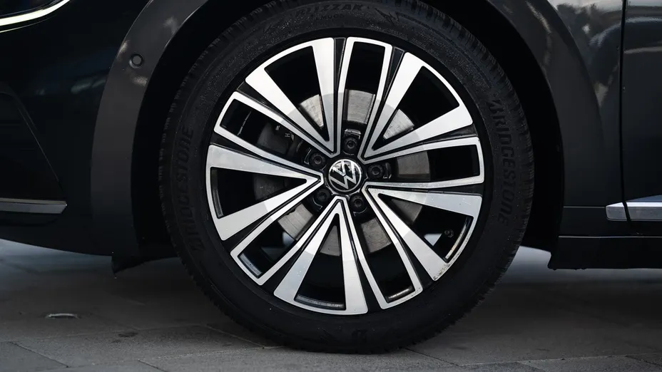 VOLKSWAGEN Arteon Arteon 2.0 TSI Elegance DSG
