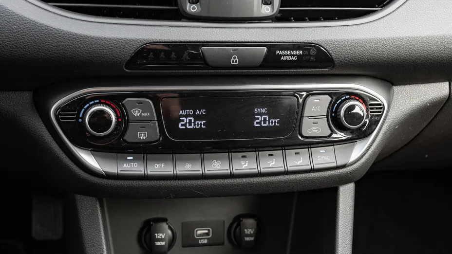 HYUNDAI i30 i30 1.5 DPI Comfort