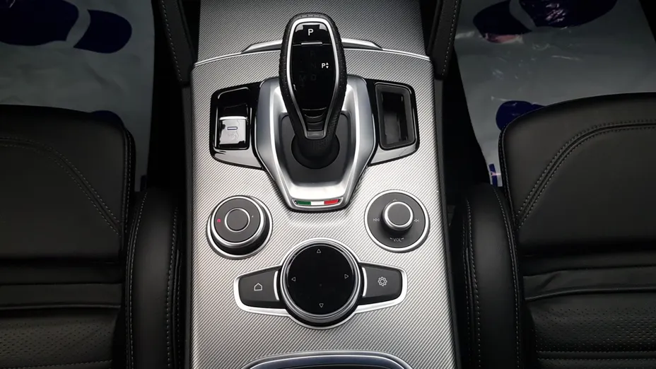 ALFA ROMEO Stelvio Stelvio 2.0 Turbo Veloce Q4 aut