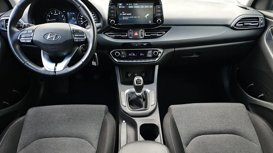HYUNDAI i30 i30 1.5 T-GDI 48V Smart
