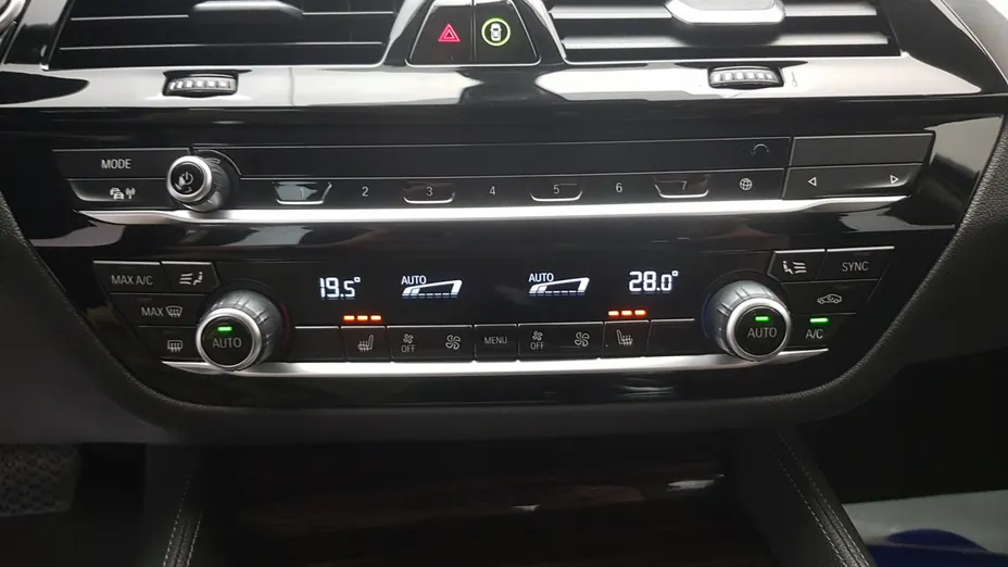 BMW Seria 5 520d xDrive mHEV Luxury Line aut
