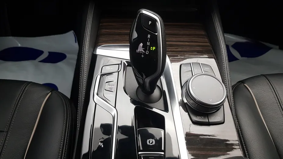 BMW Seria 5 520d xDrive mHEV Luxury Line aut