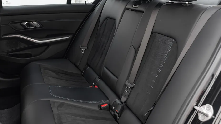 BMW Seria 3 318i M Sport aut