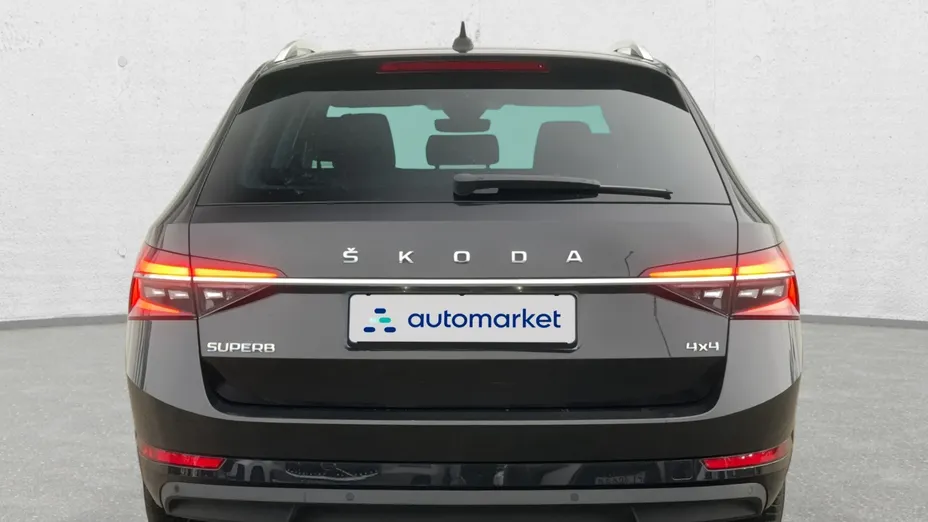 SKODA Superb Superb 2.0 TDI SCR 4x4 Style DSG