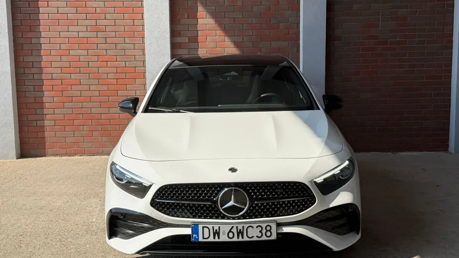 MERCEDES-BENZ A Klasa A 200 AMG Line 7G-DCT