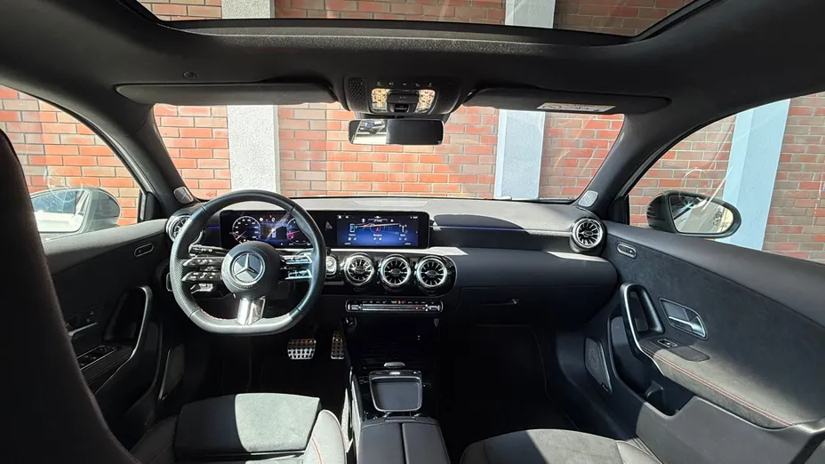 MERCEDES-BENZ A Klasa A 200 AMG Line 7G-DCT