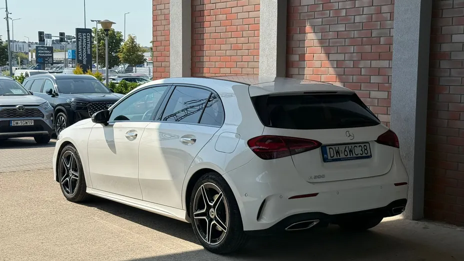 MERCEDES-BENZ A Klasa A 200 AMG Line 7G-DCT