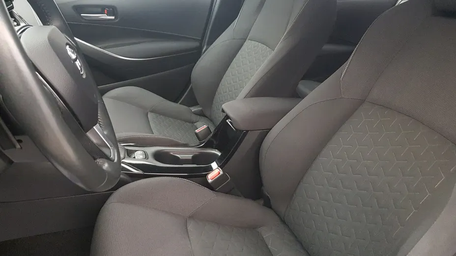 TOYOTA Corolla Corolla 2.0 Hybrid Comfort