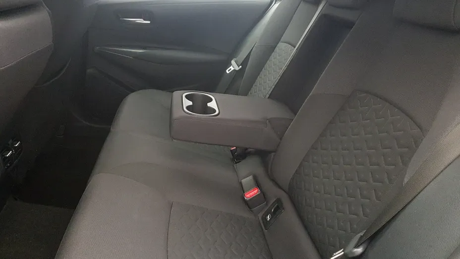 TOYOTA Corolla Corolla 2.0 Hybrid Comfort