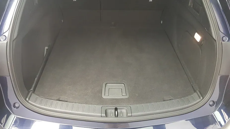 TOYOTA Corolla Corolla 2.0 Hybrid Comfort