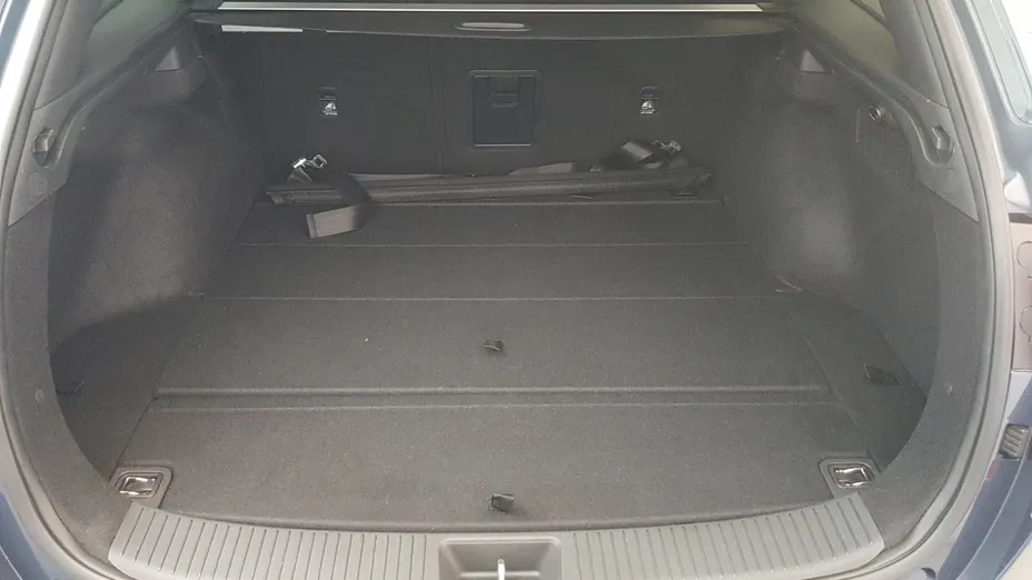HYUNDAI i30 i30 1.5 DPI Comfort