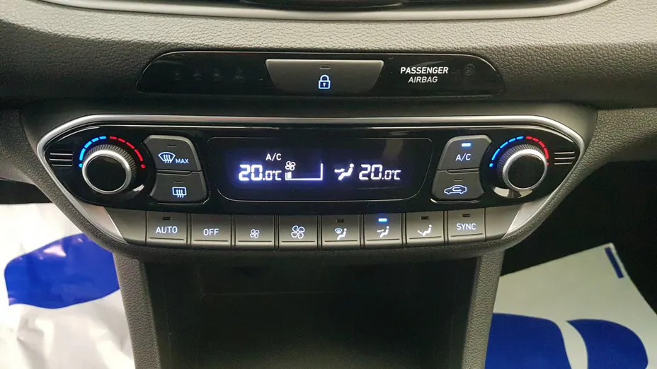 HYUNDAI i30 i30 1.5 DPI Comfort