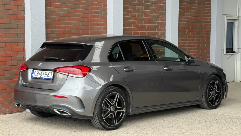 MERCEDES-BENZ A Klasa A 200 AMG Line 7G-DCT