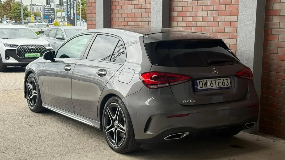 MERCEDES-BENZ A Klasa A 200 AMG Line 7G-DCT
