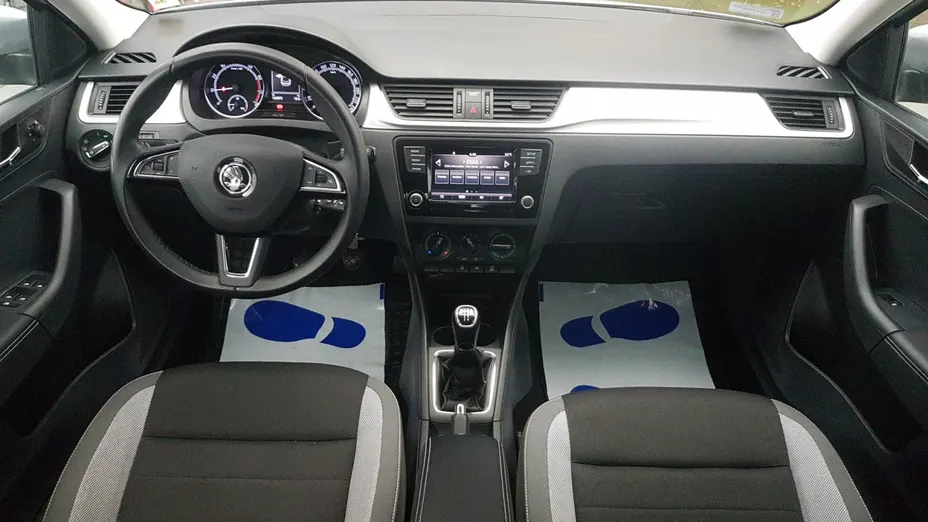 SKODA Rapid Rapid 1.0 TSI Ambition