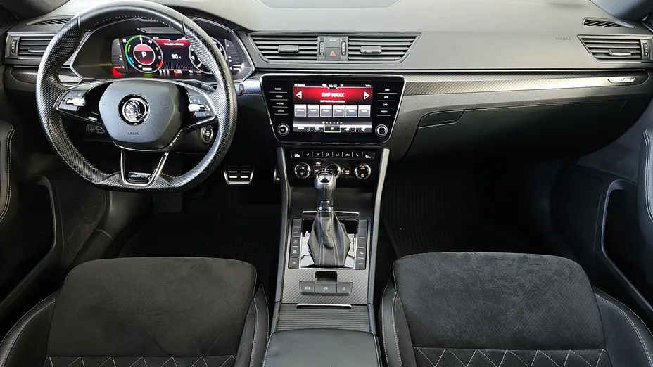 SKODA Superb Superb 1.4 TSI Plug-In Hybrid Sportline DSG