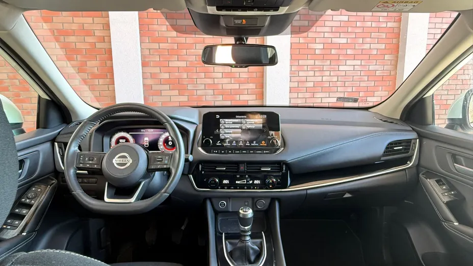 NISSAN Qashqai Qashqai 1.3 DIG-T mHEV Premiere Edition