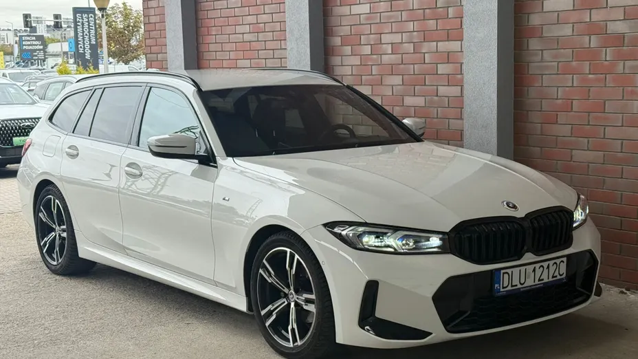 BMW Seria 3 318i M Sport aut