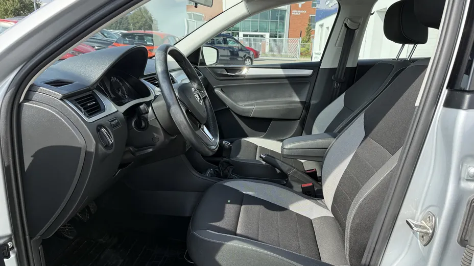 SKODA Rapid Rapid Spb. 1.0 TSI Ambition