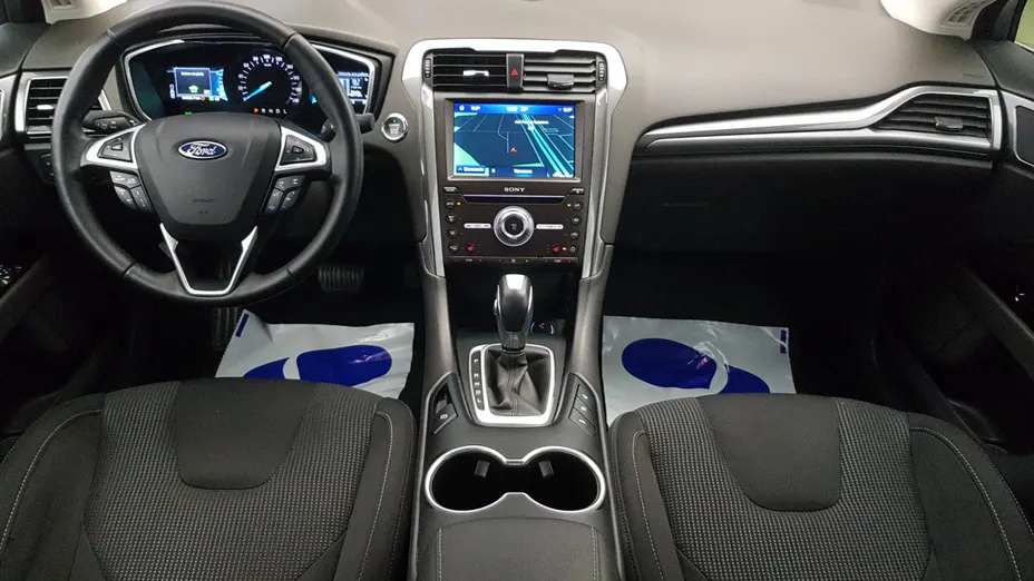 FORD Mondeo Mondeo 2.0 Hybrid Titanium