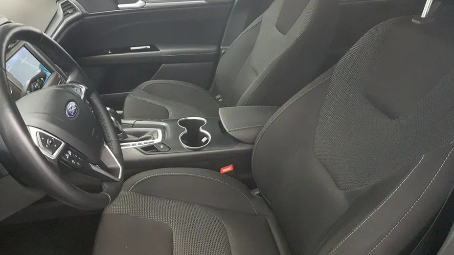 FORD Mondeo Mondeo 2.0 Hybrid Titanium