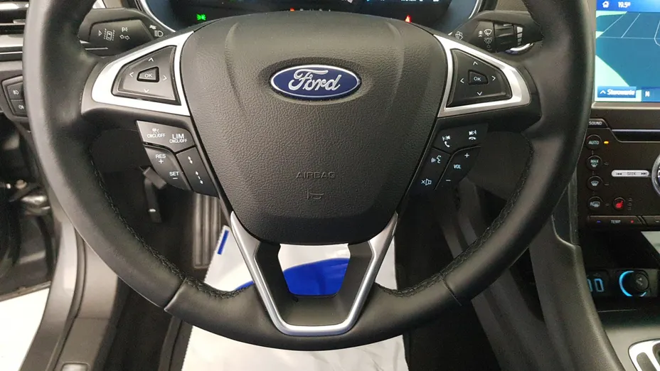 FORD Mondeo Mondeo 2.0 Hybrid Titanium