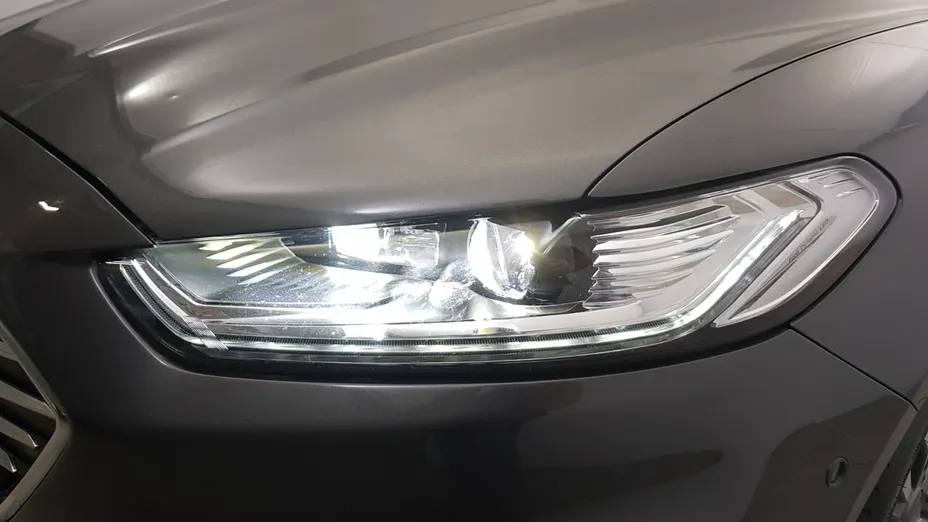 FORD Mondeo Mondeo 2.0 Hybrid Titanium
