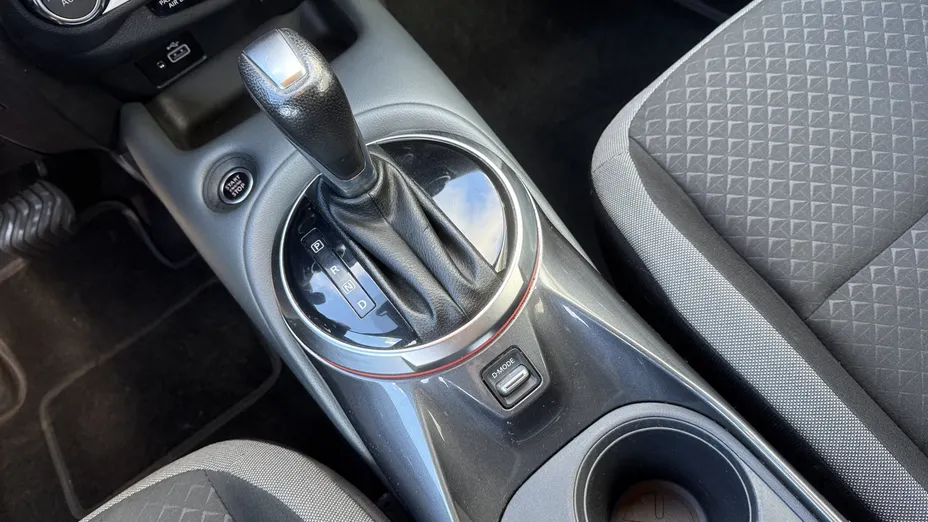 NISSAN Juke Juke 1.0 DIG-T N-Connecta DCT