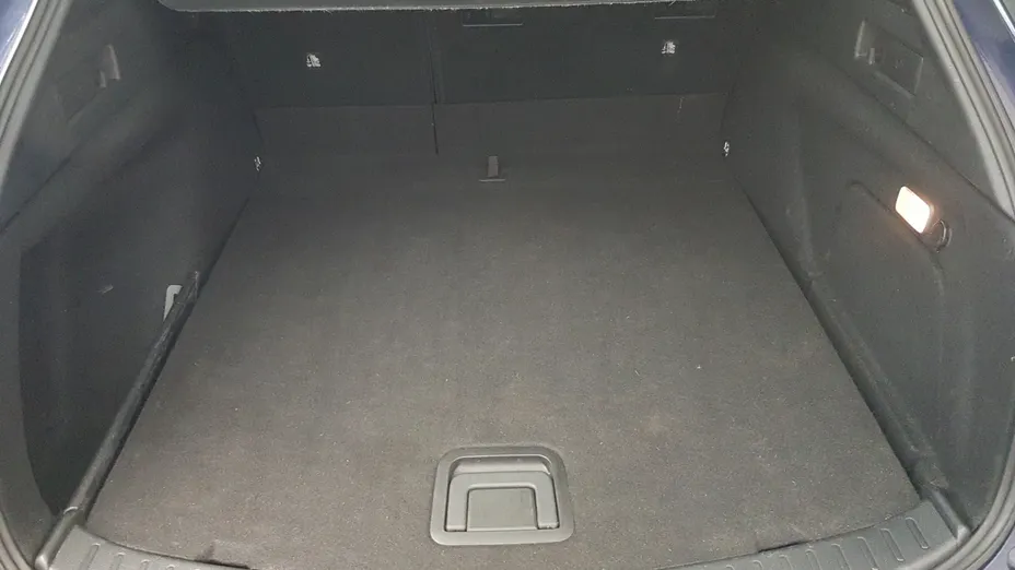 TOYOTA Corolla Corolla 2.0 Hybrid Comfort
