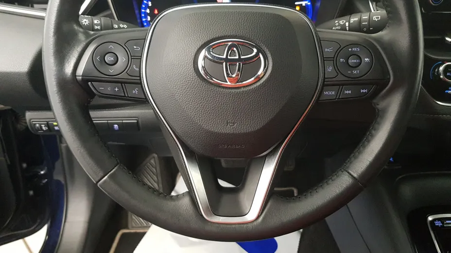 TOYOTA Corolla Corolla 2.0 Hybrid Comfort
