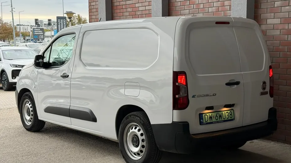 FIAT Doblo Cargo/Van Doblo Maxi Van EV