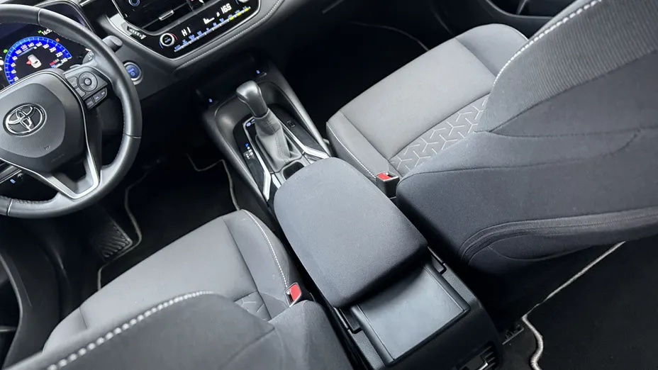 TOYOTA Corolla Corolla 2.0 Hybrid Comfort