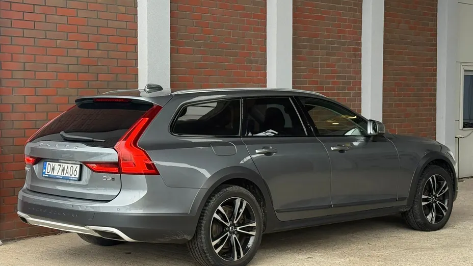 VOLVO V90 V90 CC D5 AWD Pro aut