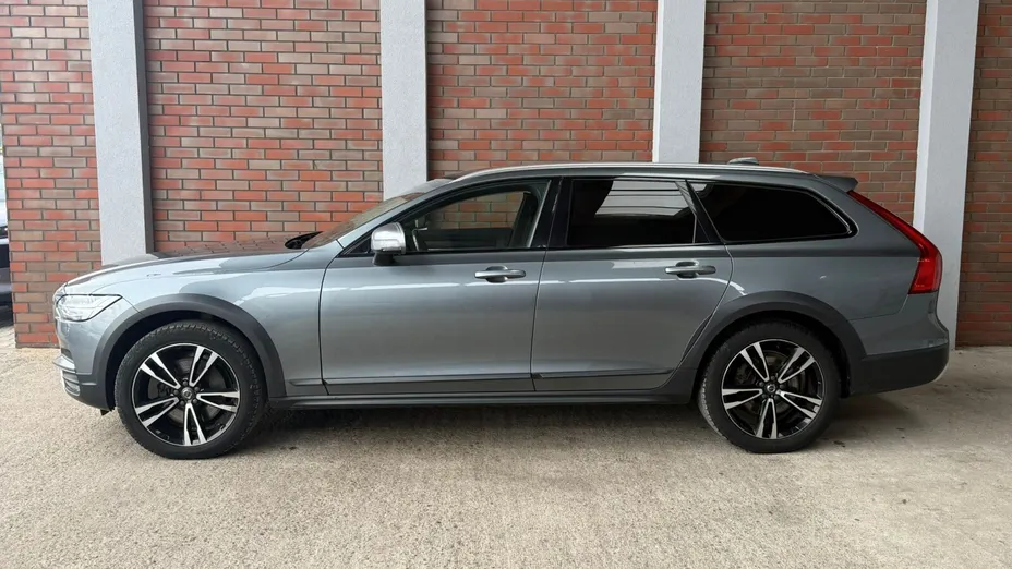 VOLVO V90 V90 CC D5 AWD Pro aut