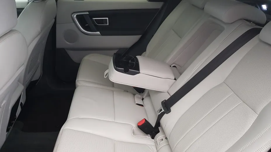 LAND ROVER Discovery Sport Discovery Sport 2.0 TD4 HSE aut