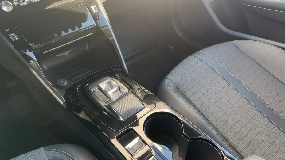 PEUGEOT 208 208 1.2 PureTech Allure Pack S&S EAT8