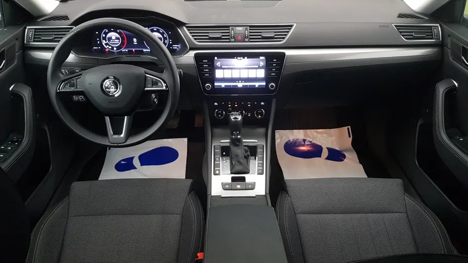 SKODA Superb Superb 2.0 TDI SCR Style DSG