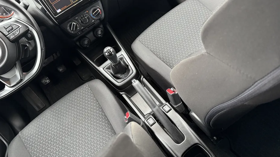 SUZUKI Swift Swift 1.2 Dualjet SHVS Premium Plus