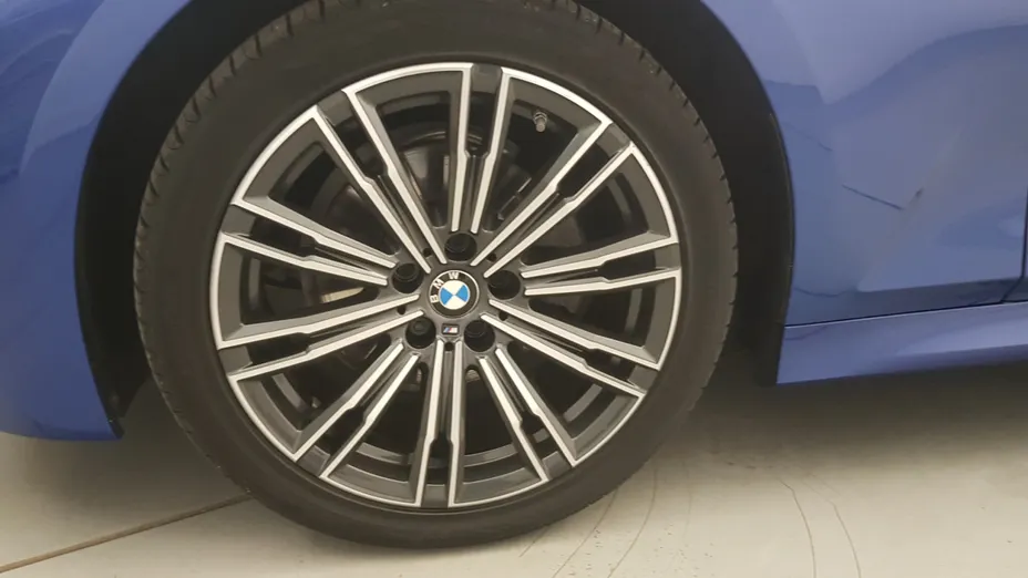 BMW Seria 3 320d xDrive mHEV M Sport sport-aut