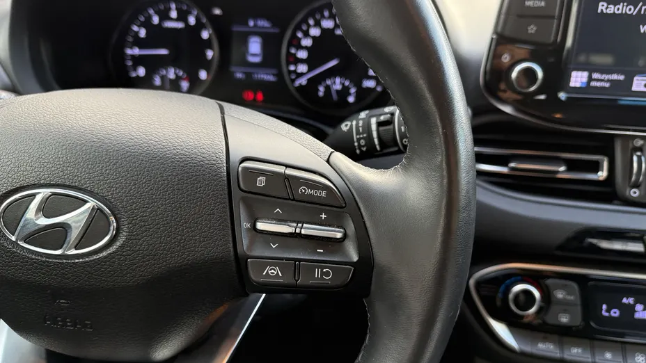 HYUNDAI i30 i30 1.0 T-GDI Smart