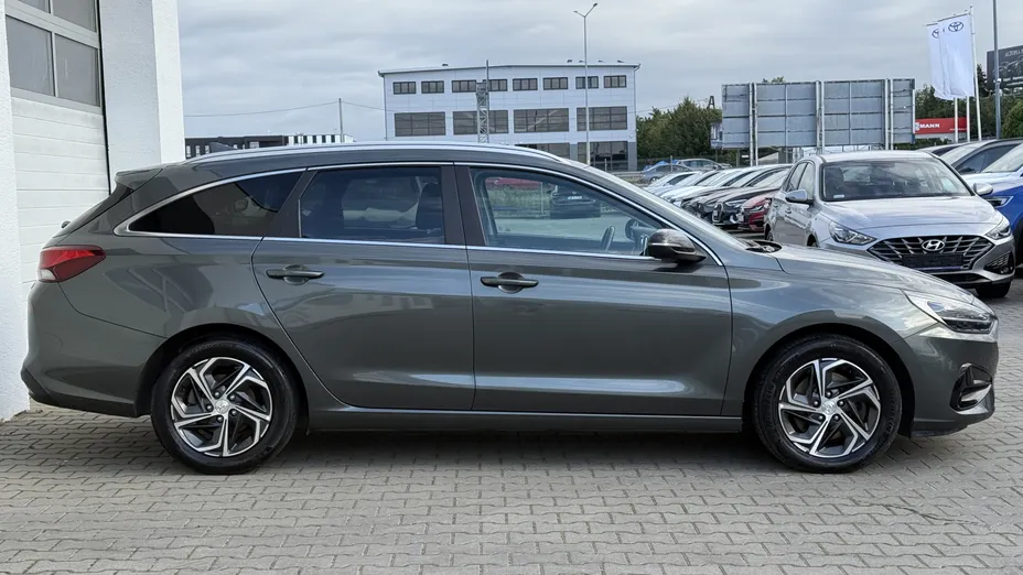 HYUNDAI i30 i30 1.0 T-GDI Smart